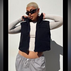 Princess Polly Kirby Puffer Vest Black-Size M/L